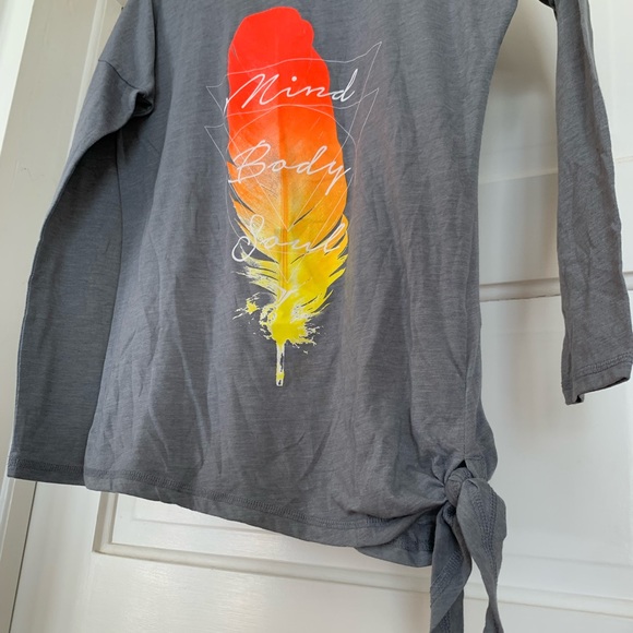 Old Navy Active Go Dry Girls L 10/12 Regular long sleeve side tie shirt - Picture 3 of 5